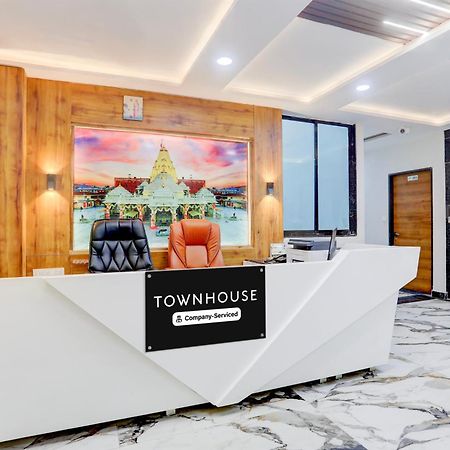 Super Townhouse Ambaji Formerly Hotel Kardhar Inn Екстер'єр фото